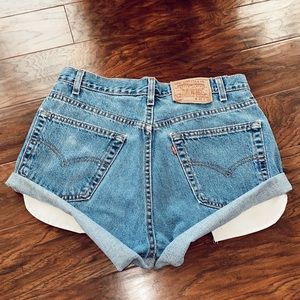 Vintage Levi’s Jean Shorts